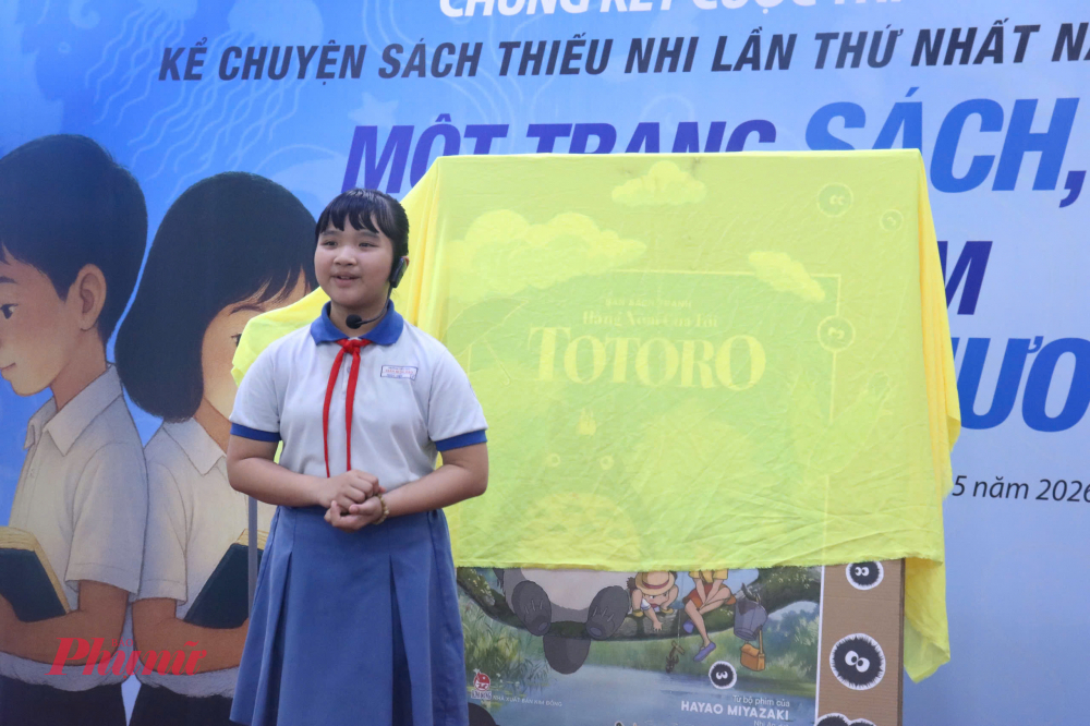 Thí sinh Văn Huỳnh Ngọc Diệp (TPHCM) tràn đây năng lượng tại buổi tập dợt