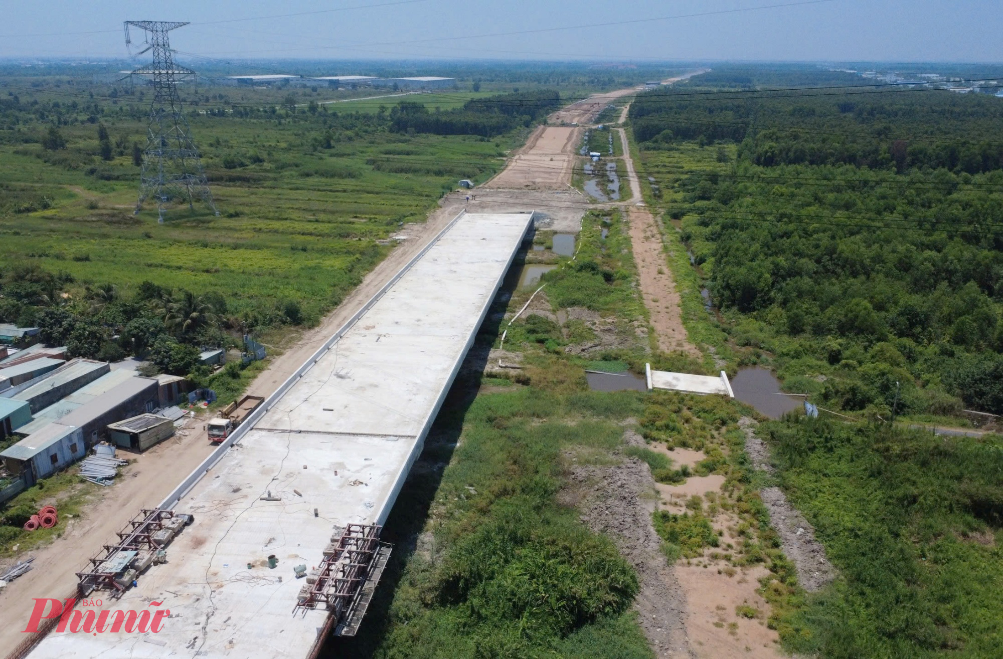 Vành đai 3 qua phía Tây TPHCM vẫn đang gặp nhiều khó khăn về vật liệu