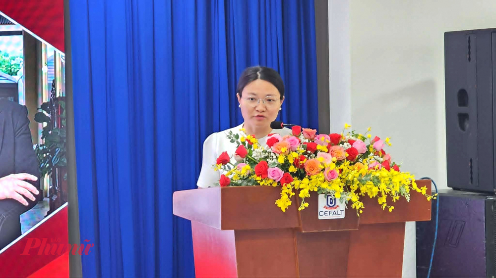 Bà Xu Xi, Phó Hội trưởng Hiệp hội doanh nghiệp Trung Quốc tại TPHCM chia sẻ về tình hình thiếu hụt nhân lực tiếng Trung tại TPHCM
