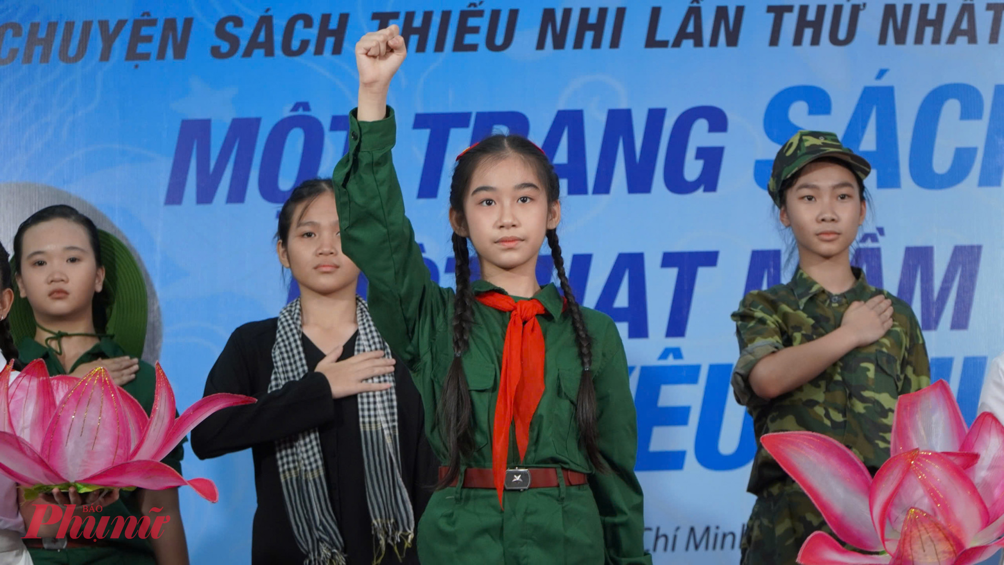 Phần thi của Bảo Ngọc được đánh giá là đầu tư công phu cả về hình ảnh lẫn cảm xúc, tái hiện sự hi sinh của những người lính trong chiến tranh.
