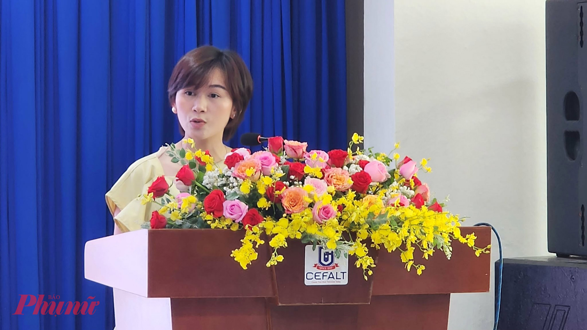 Bà Đỗ Hương Lan - Tổng Giám đốc công ty phát triển giáo dục CHIVI - nhấn mạnh học sinh, sinh viên cần phải lập rõ lộ trình học tập và lựa chọn nghề nghiệp phù hợp vì HSK là công cụ, không phải đích đến