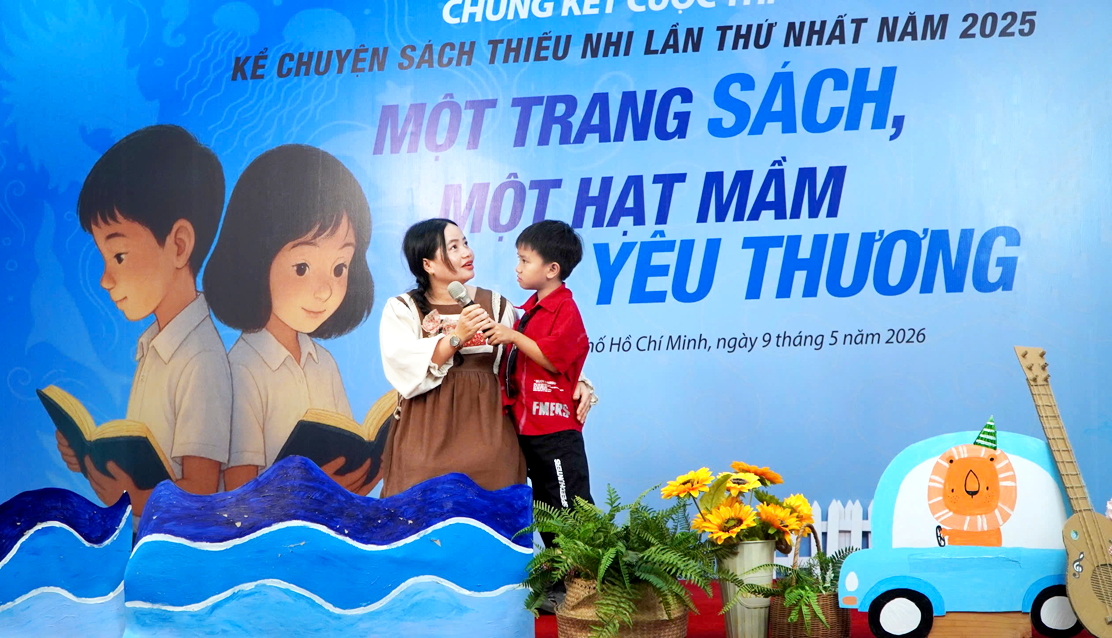 Tiết mục đặc biệt ngoài dự tính của Phúc An và mẹ mang lại nhiều cảm xúc cho cả giám khảo lẫn người xem - ẢNH: KHÁNH ĐAN