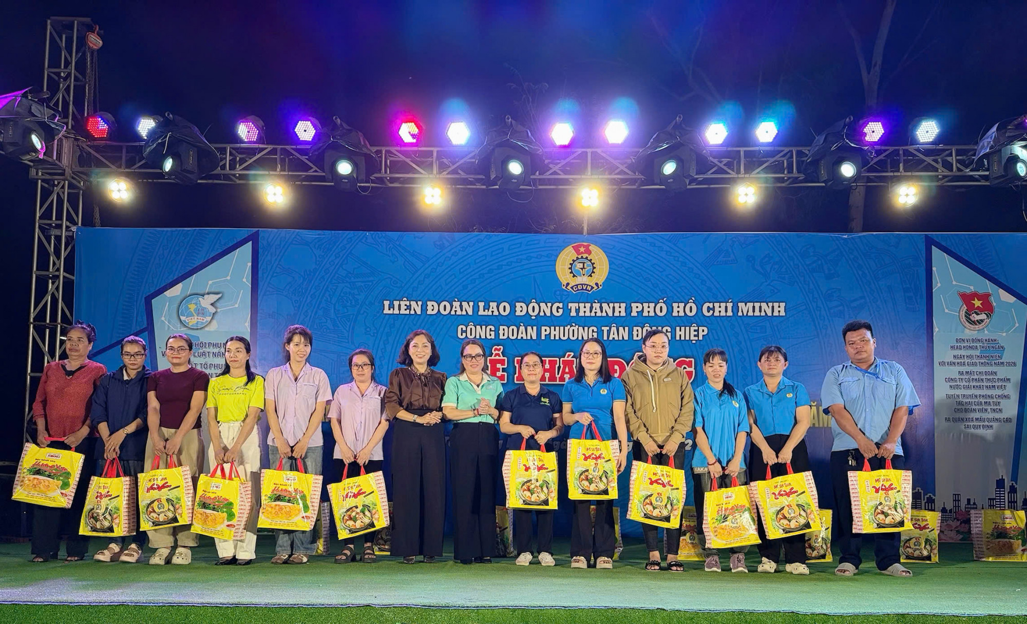Hội LHPN phường Tân Đông Hiệp và các đơn vị phối hợp tổ chức Lễ phát động 