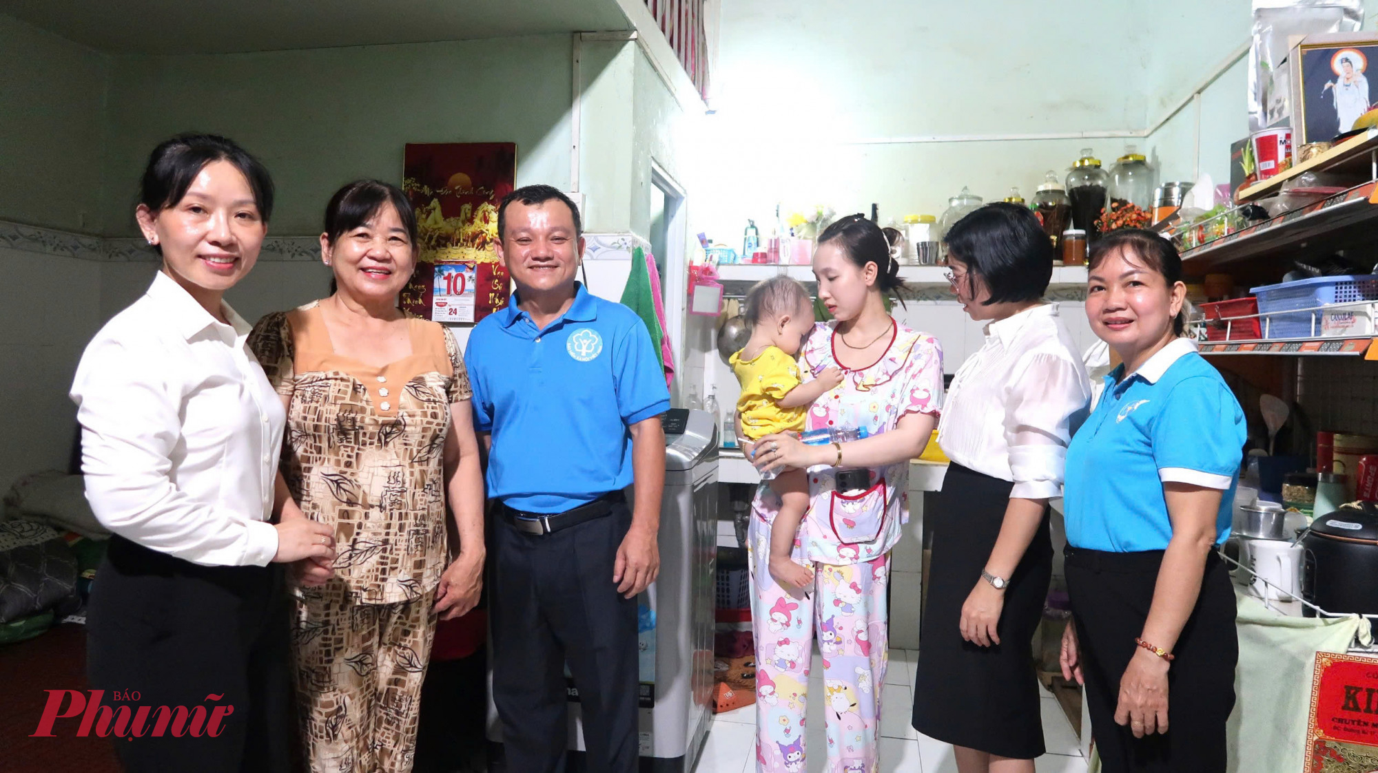 Hội LHPN TPHCM phối hợp tổ chức tuyên truyền pháp luật tại các khu nhà trọ với chủ đề “An toàn cho phụ nữ và trẻ em”