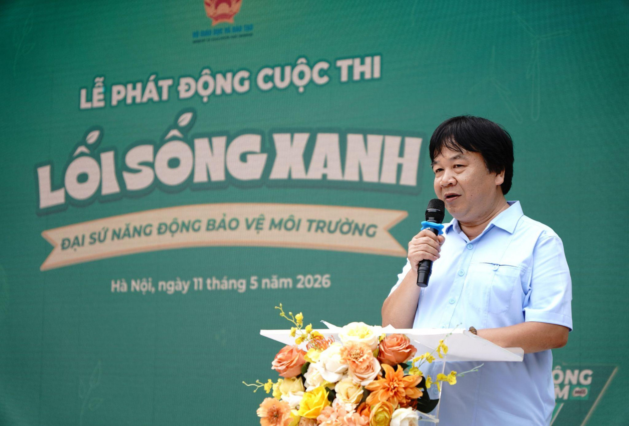 Nhà báo Phan Việt Hùng - Phó tổng biên tập Báo Thiếu niên Tiền phong và Nhi đồng chia sẻ tại lễ phát động cuộc thi - Ảnh: T.M