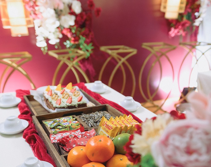 Buổi lễ với tone màu đỏ làm chủ đạo - Ảnh: Anh Minh