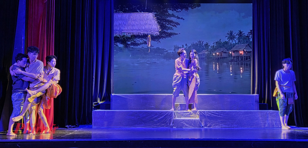 Những người bạn