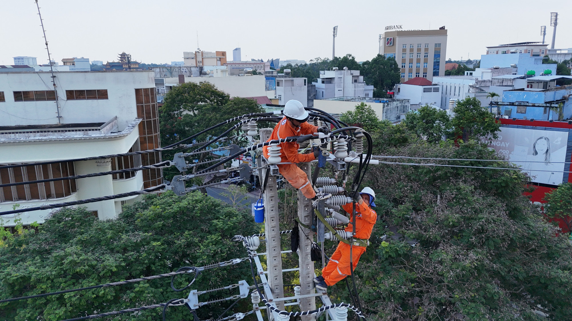 EVNSPC đã đảm bảo tốt công tác điều hành cung cấp điện - Ảnh: Hoàng Danh