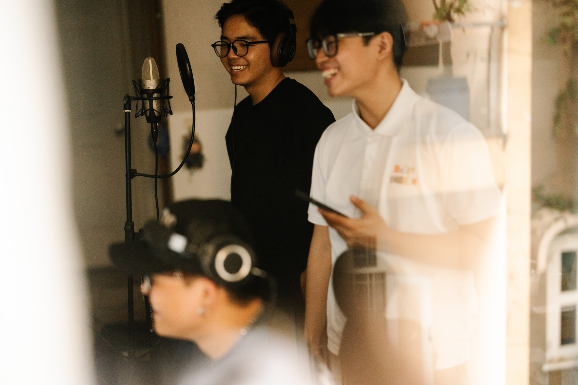Sinh viên Trường đại học FPT tự sáng tác, thu âm album ca nhạc mừng sinh nhật trường - Ảnh: FPTU