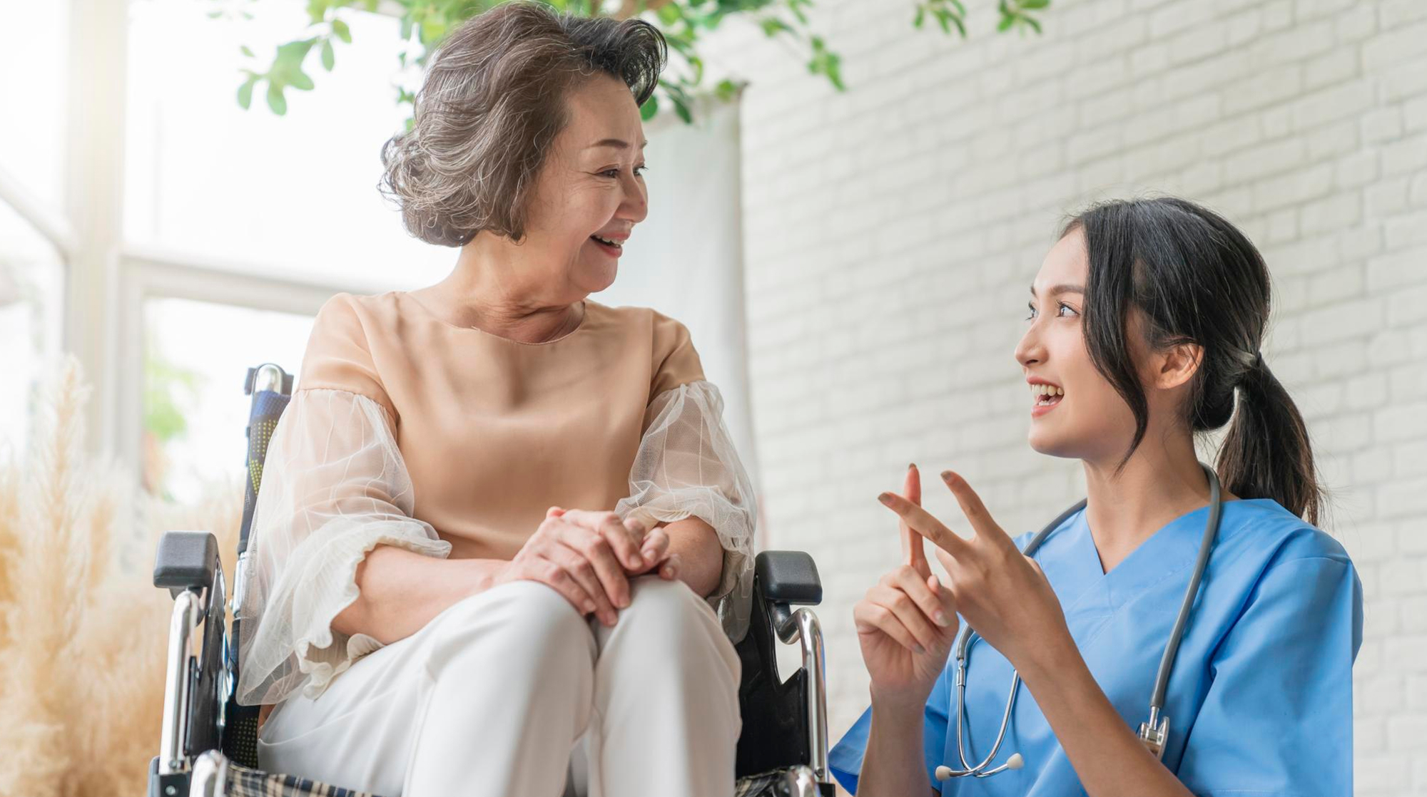 Thói quen nói ngập ngừng cảnh báo sớm nguy cơ mất trí nhớ