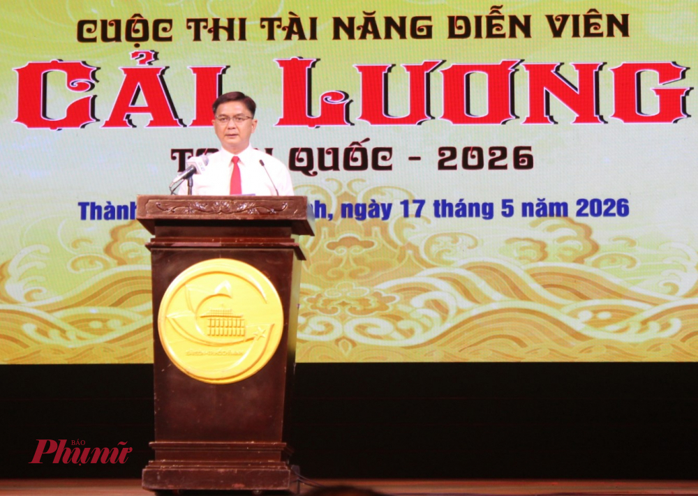 Phó Chủ tịch UBND TPHCM Nguyễn Mạnh Cường phát biểu chào mừng cuộc thi.