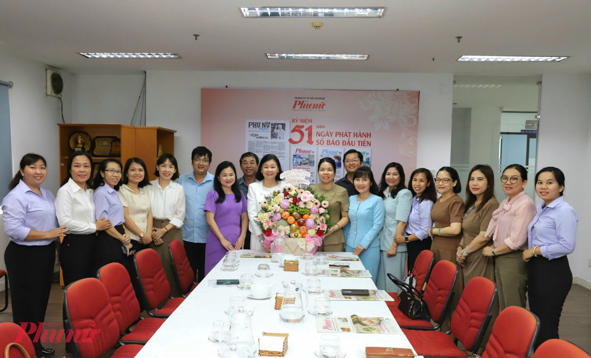 Báo Phụ nữ TPHCM - Hành trình tự hào 51 năm Lãnh đạo Hội LHPN TPHCM đến thăm và chúc mừng Báo Phụ nữ TPHCM nhân kỷ niệm 51 năm Ngày phát hành số báo đầu tiên