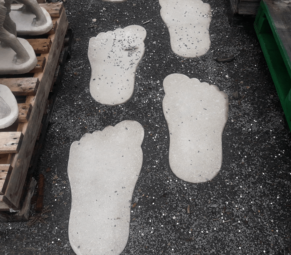 Ảnh: @uniquelawngardenstatues.com. 