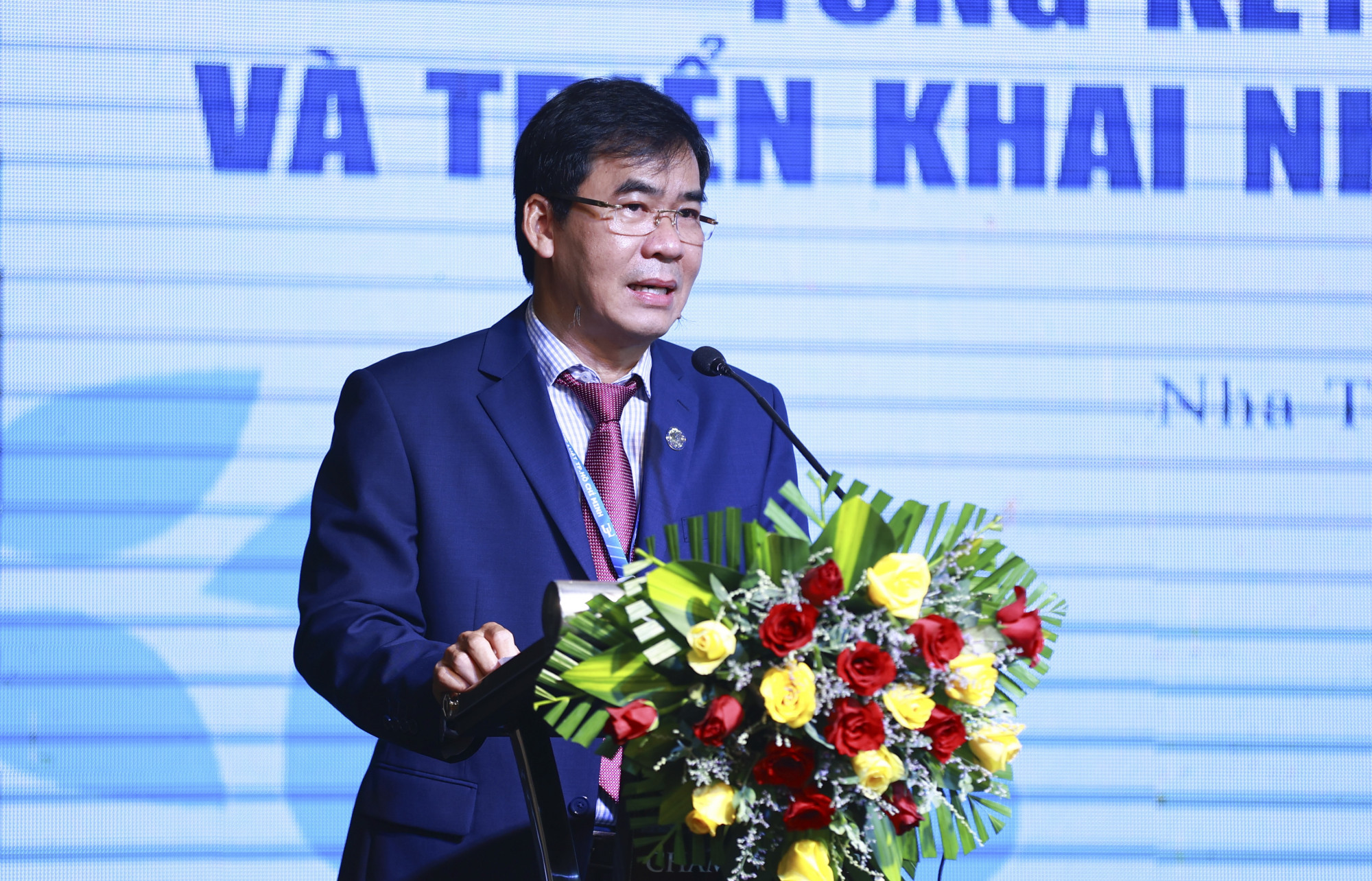 tiến sĩ Lê Trường Sơn giữ chức vụ hiệu trưởng Trường đại học Luật TPHCM nhiệm kỳ 2025 - 2030 - Ảnh: ULAW