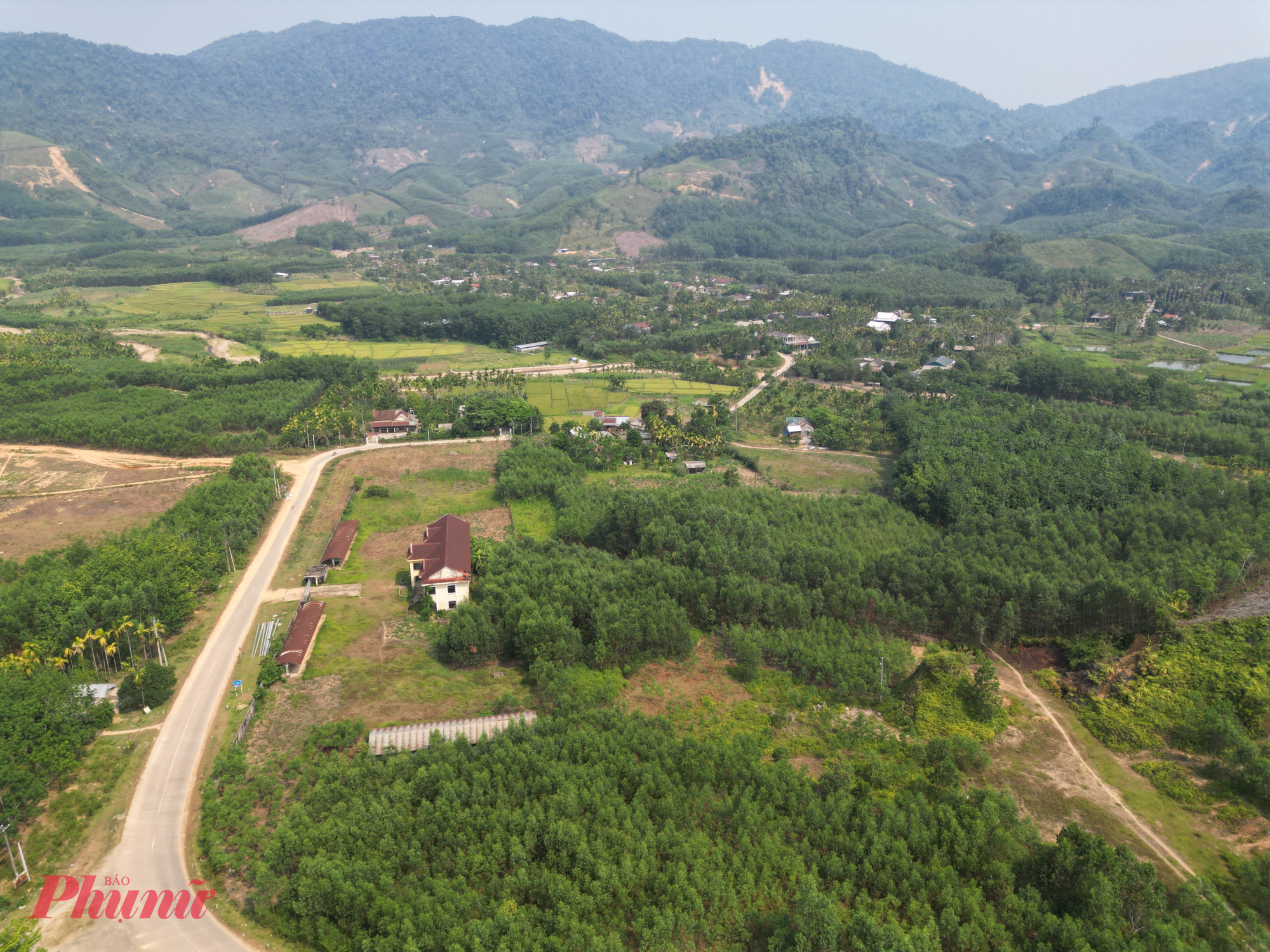 dự án nhà máy xi măng Nam Đông 