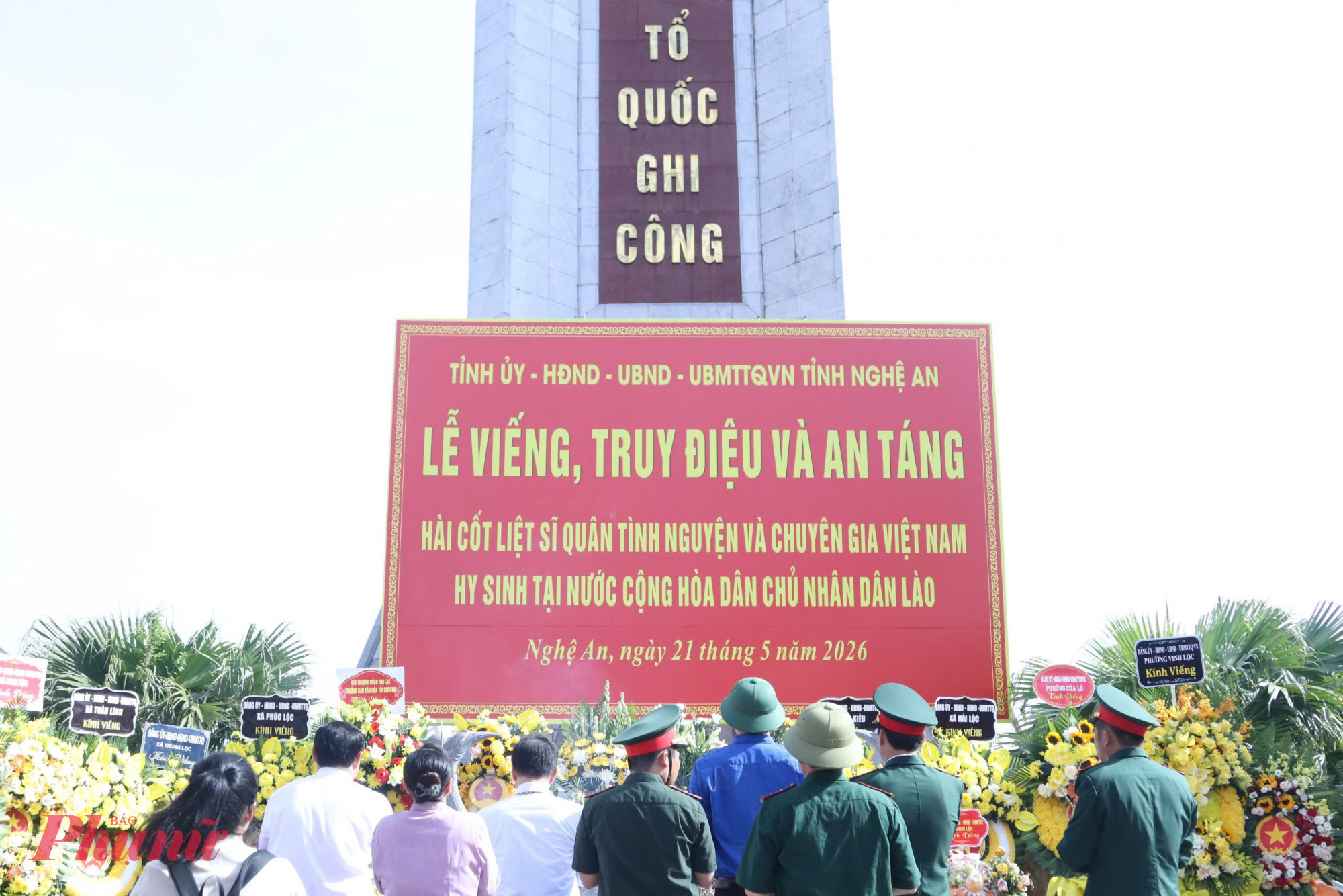 Hài cốt các liệt sĩ được an táng tại Nghĩa trang liệt sĩ Nghi Lộc