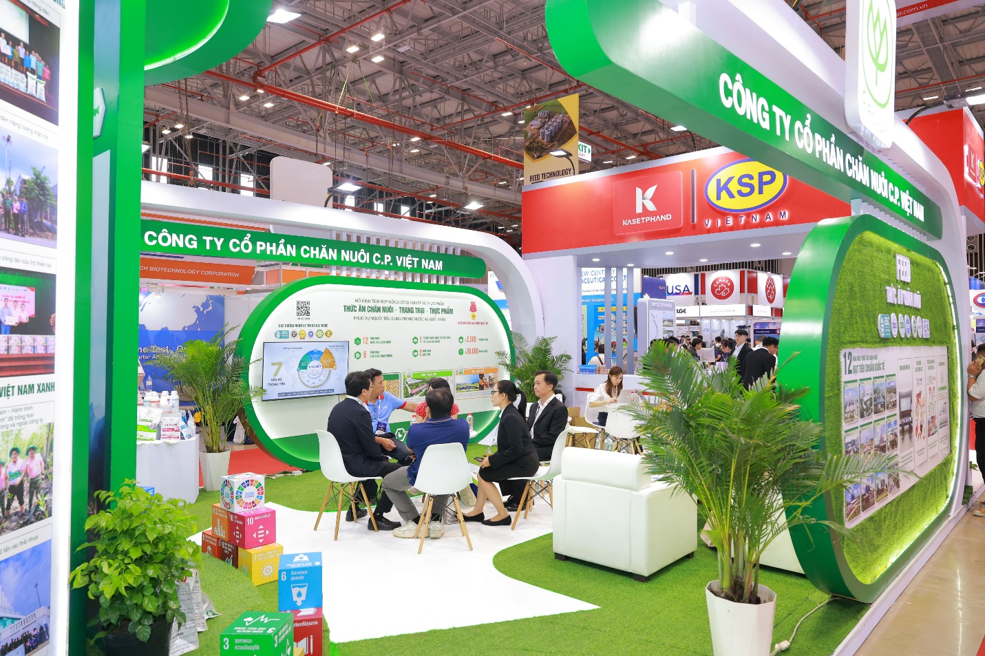 Gian hàng của C.P. Việt Nam tại ILDEX Vietnam 2026 - Ảnh: Đ.Q