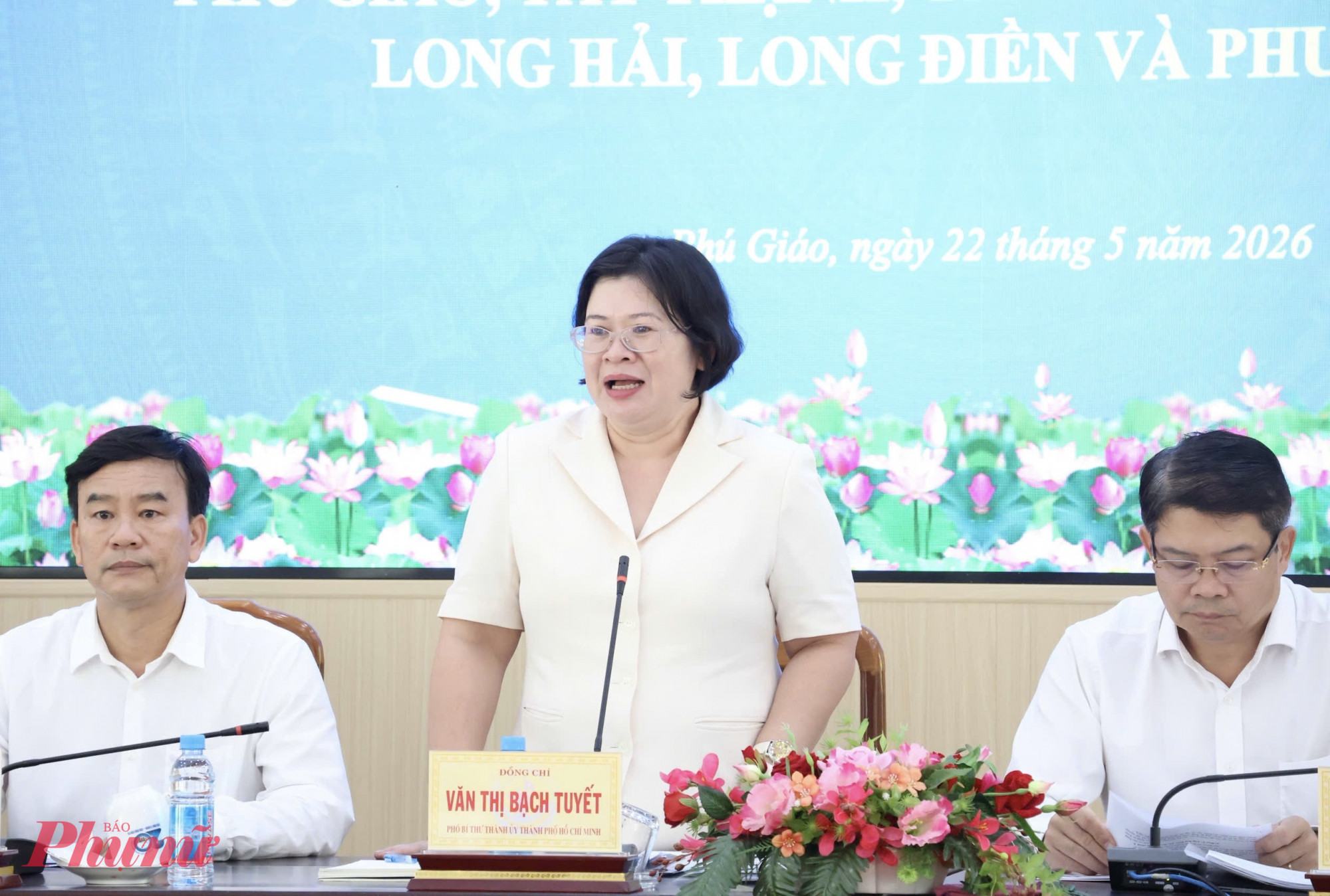 Bà Văn Thị Bạch Tuyết - Phó bí thư Thành uỷ TPHCM phát biểu kết luận hội nghị - Ảnh: Thanh Tâm
