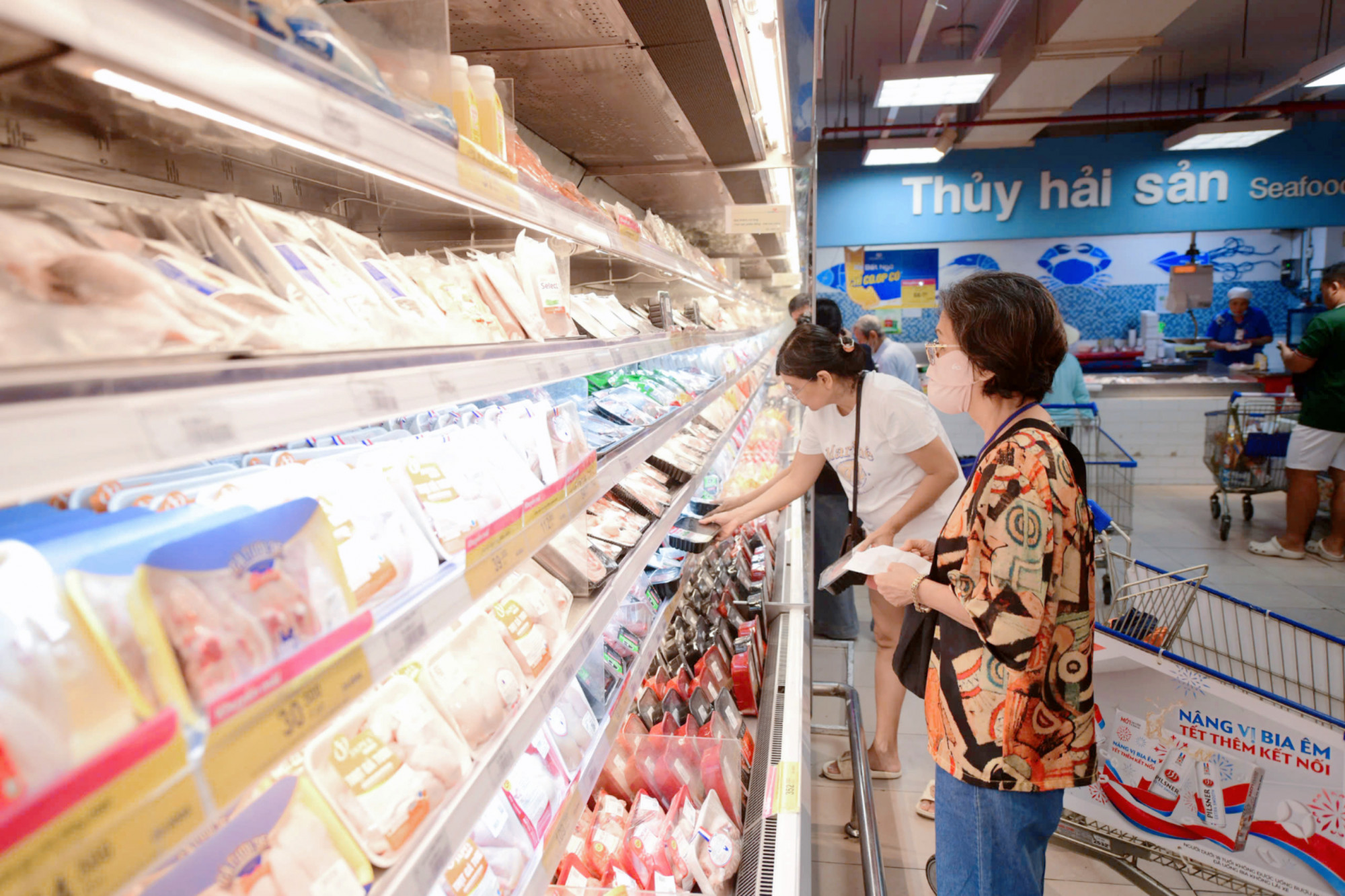 Muốn người mua chịu chi, doanh nghiệp phải bán được niềm tin Saigon Co.op liên tục tổ chức các đợt kích cầu tiêu dùng, góp phần thúc đẩy tăng trưởng bán lẻ tại TPHCM