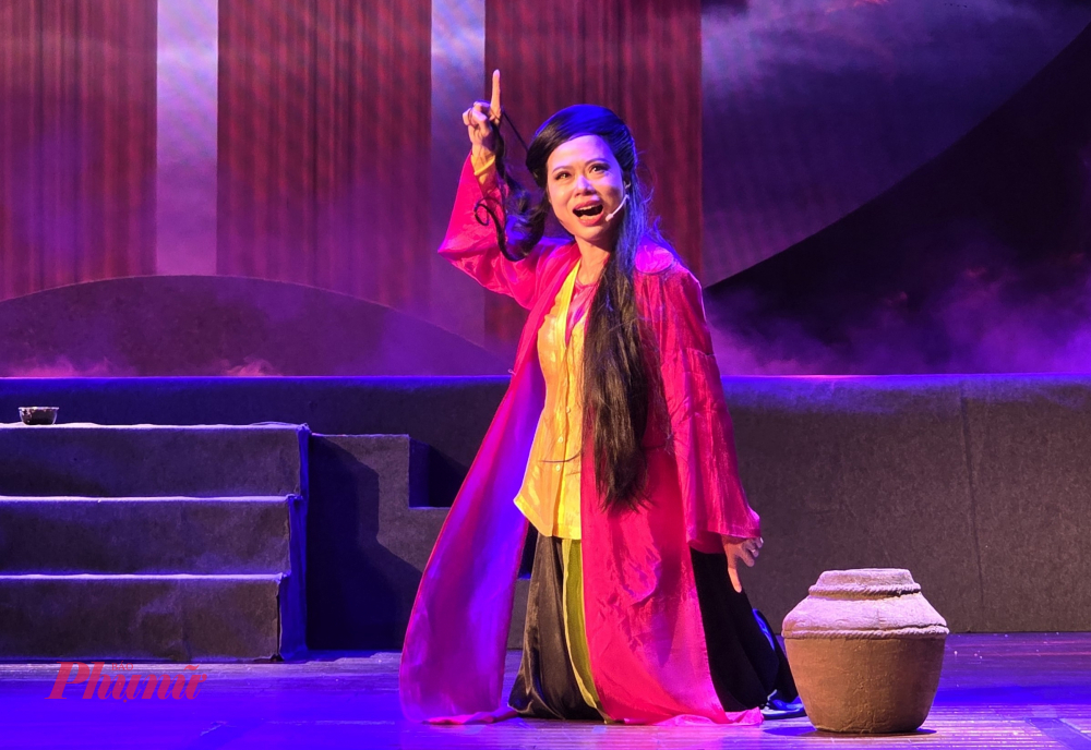 Nhân vật bà chủ của Thu Phương