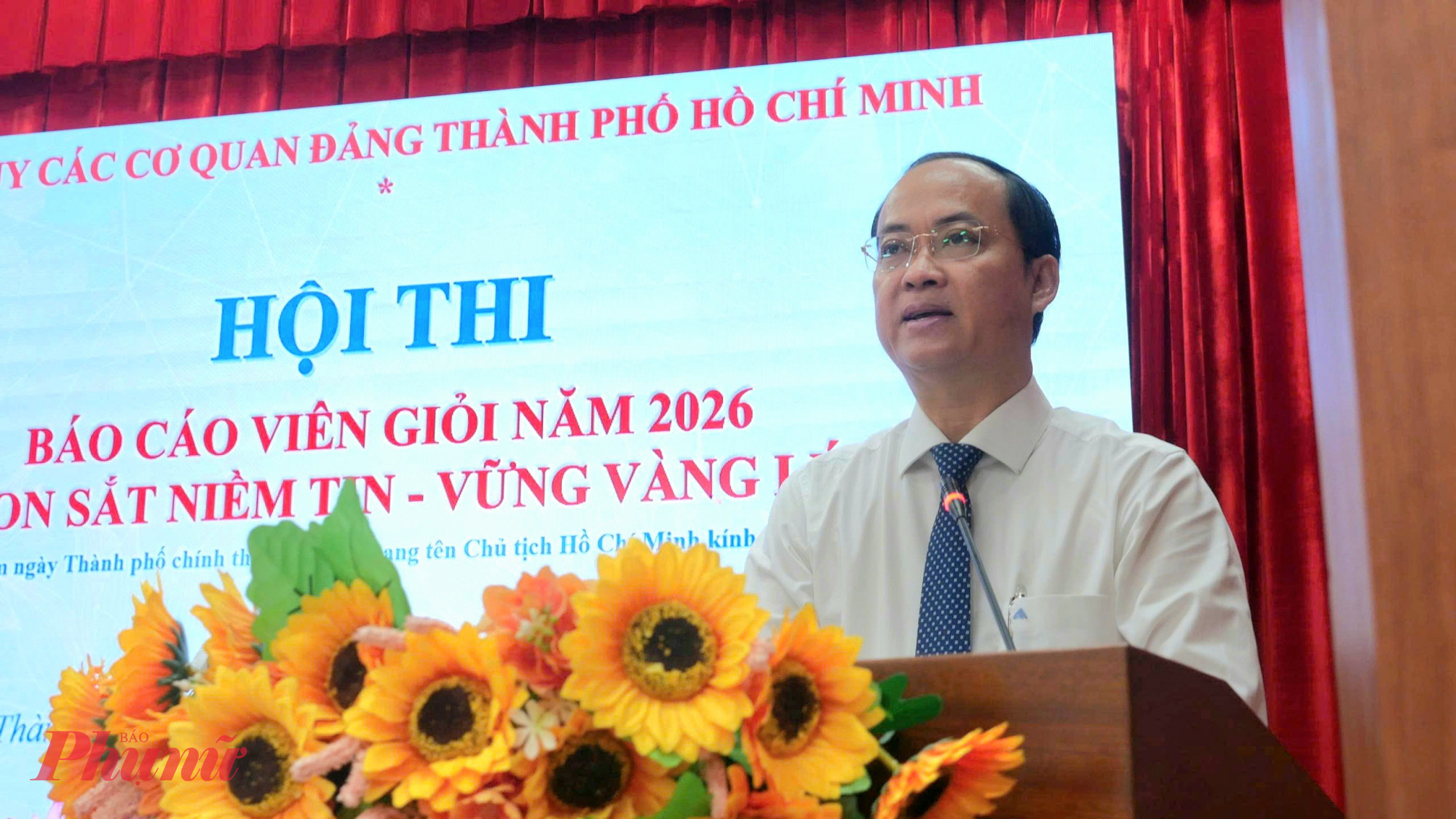ông Nguyễn Khoa Hải - Thành ủy viên, Phó bí thư Đảng ủy các cơ quan Đảng thành phố - Phát biểu khai mạc hội thi