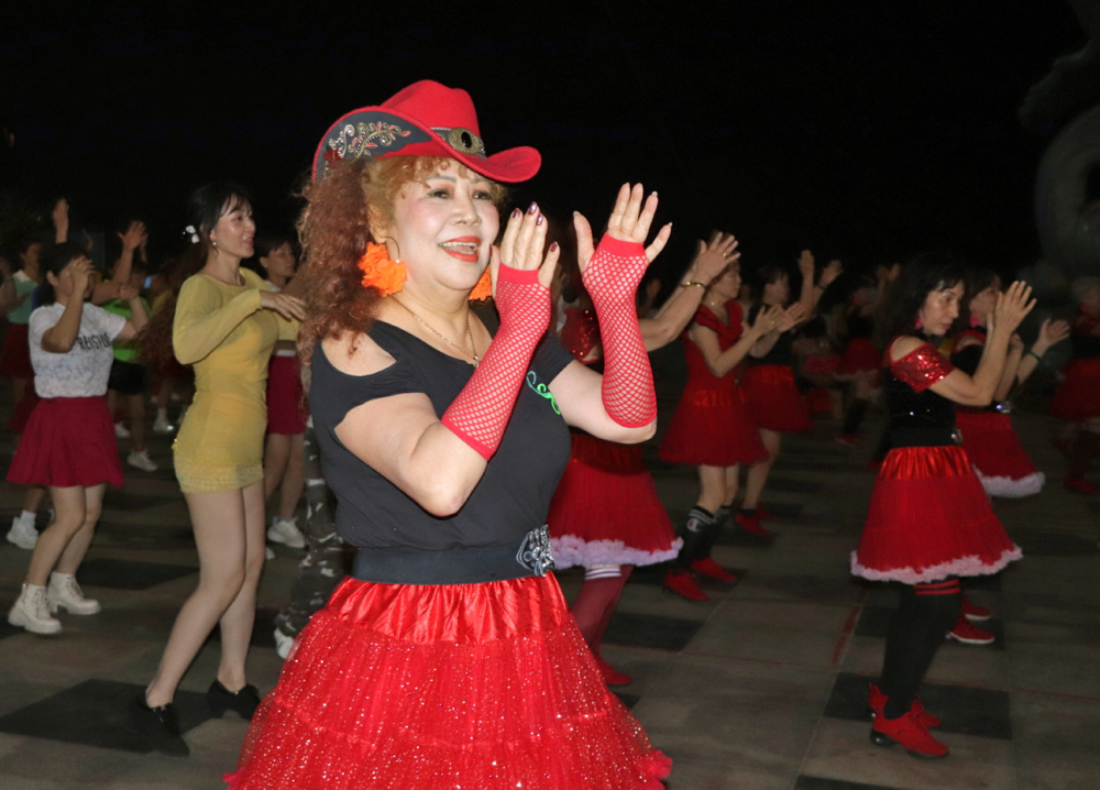 Nghệ sĩ Tô Hà - người “gieo duyên” để line dance phát triển mạnh mẽ ở Vũng Tàu