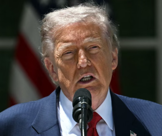 Donald Trump nói 'nếu tôi thực hiện một thỏa thuận với Iran, đó sẽ là một thỏa thuận tốt và đúng đắn' khi truyền thông nhà nước Iran tuyên bố chính phủ Mỹ cản trở một số điều khoản trong thỏa thuận