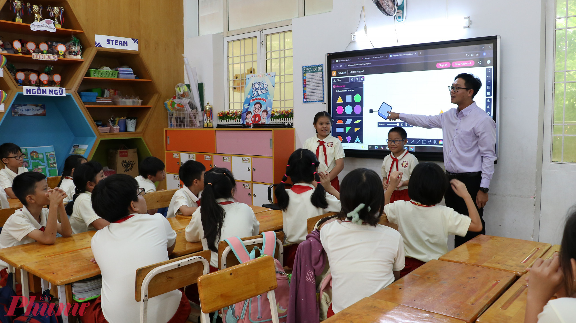 Một lớp học tại Trường tiểu học Nguyễn Thái Học (phường Bến Thành) - trường thực hiện mô hình tiên tiến, hội nhập - Ảnh: Trang Thư