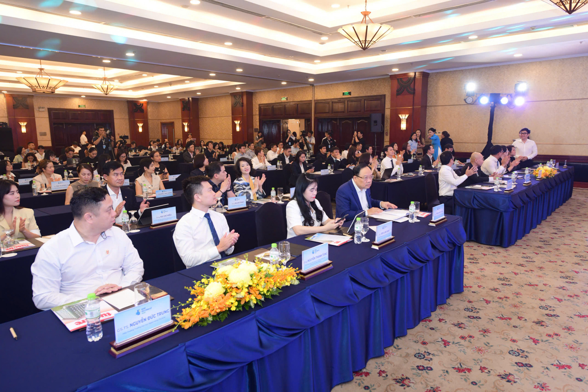 Quang cảnh buổi họp báo - Ảnh: Quang Định