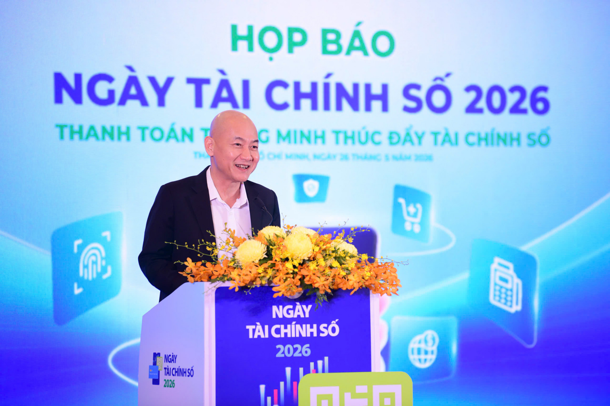 TPHCM thí điểm 'tour mua sắm' để kích cầu tiêu dùng, du lịch Ông Nguyễn Nguyên Phương – Phó Giám đốc Sở Công thương TPHCM phát biểu tại họp báo - Ảnh: Quang Địn