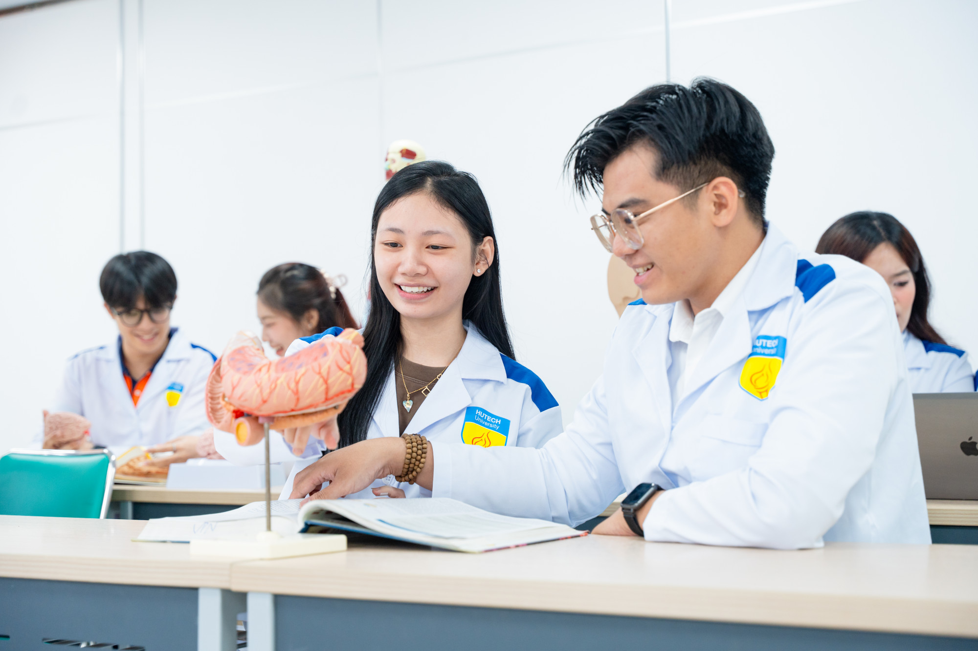 Trường đại học Công nghệ TPHCM được phép đào tạo ngành y khoa từ năm 2026 - Ảnh: HUTECH