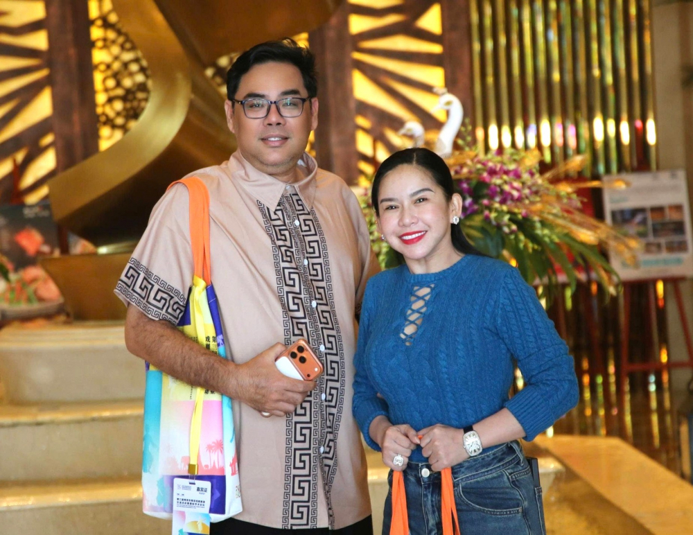 Thầy trò đạo diễn Nguyên Đạt và Bình Tinh
