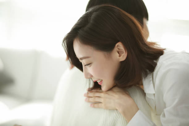 Để đi cùng nhau đến cuối đời, đôi khi chỉ cần một người biết yêu bất chấp (ảnh: Getty Images)