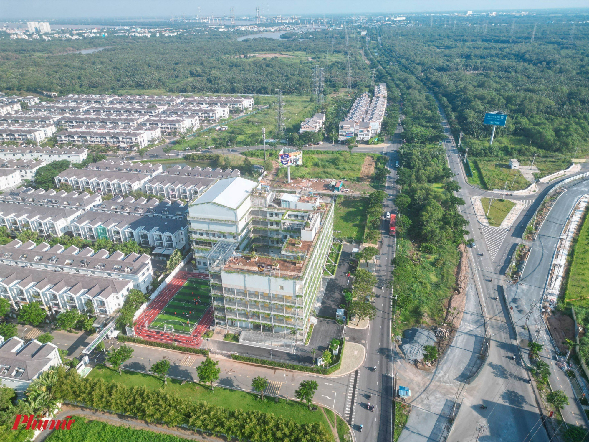 gTPHCM sẽ đề xuất công nhận đô thị đối với các địa phương đủ điều kiện, đặc biệt ưu tiên các xã được hình thành từ các thị trấn trước đây.