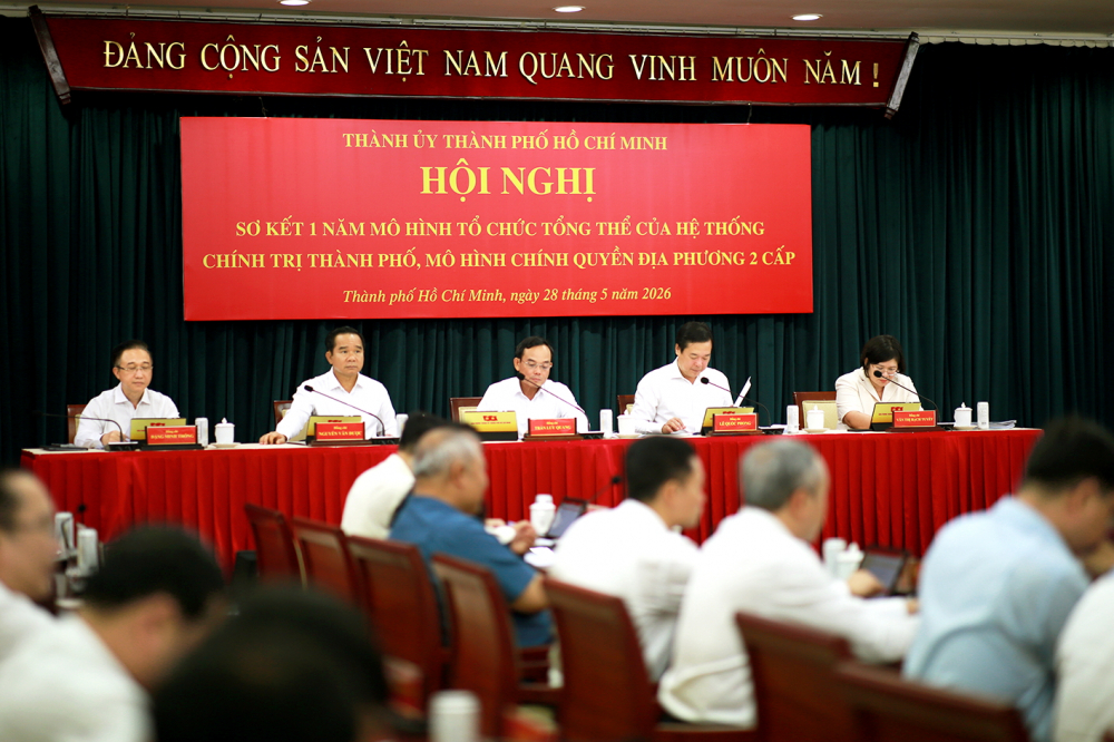 Hội nghị sơ kết 1 năm triển khai mô hình tổ chức tổng thể của hệ thống chính trị thành phố  và mô hình chính quyền địa phương 2 cấp tại TPHCM sáng 28/5