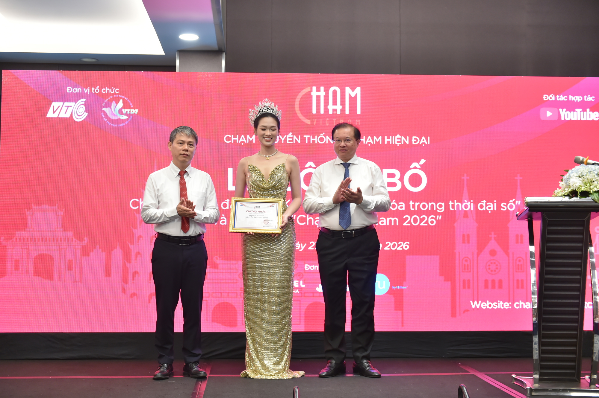 Hoa hậu Du lịch Việt Nam 2026 Nguyễn Phương Linh đảm nhận vai trò Đại sứ truyền thông (Đại sứ chương trình) của cuộc thi sáng tạo video Chạm Việt Nam 2026..Ảnh: Bộ BHTT&DL.
