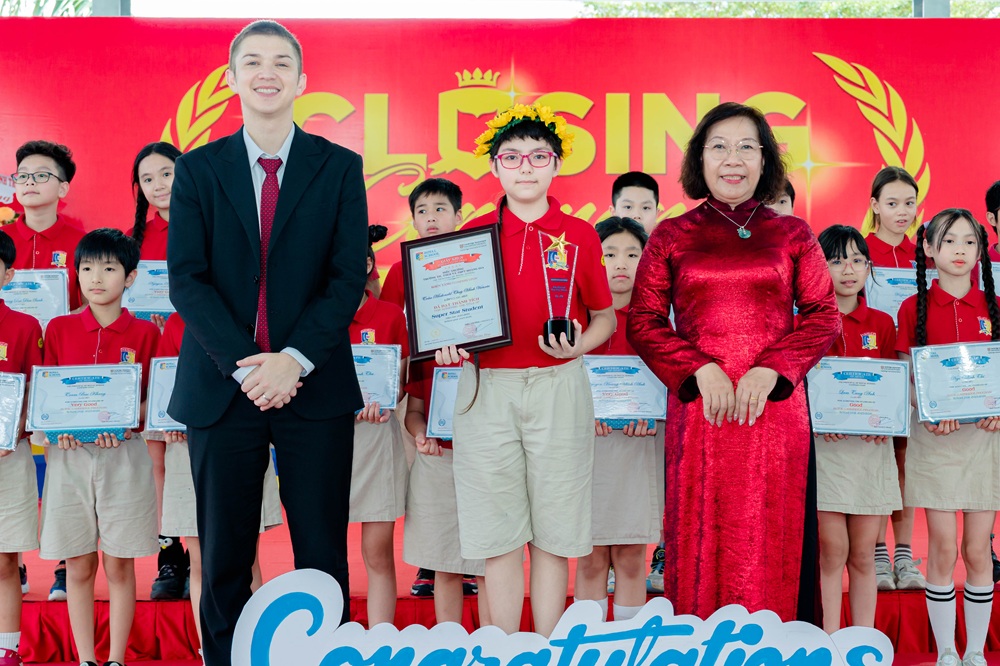 Từ nền tảng vững chắc, học sinh Royal School ngày càng phát triển và trưởng thành hơn trong môi trường giáo dục quốc tế - Ảnh: Royal School