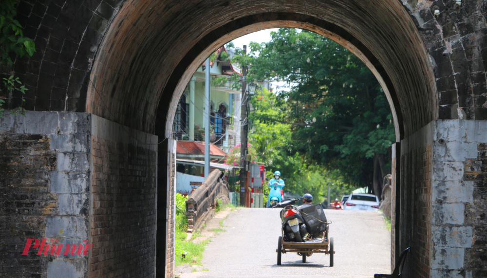 Sau hơn một thế kỷ gần như bị “xóa” khỏi dòng chảy giao thông đô thị, Cửa Trài của Kinh thành Huế sẽ được mở trở lại từ ngày 30/5 để phục vụ lưu thông dân sinh