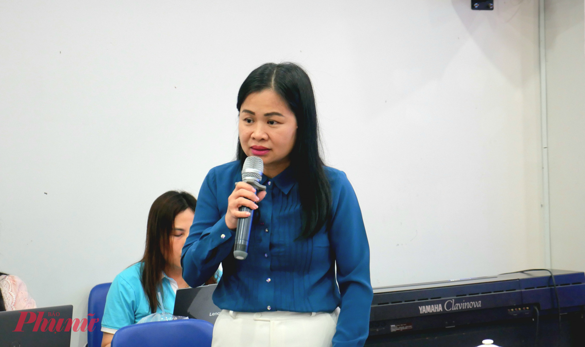 Cần cơ chế đặc thù bảo vệ phụ nữ, trẻ em trong Luật Đô thị đặc biệt Bà Phạm Thị Vân Anh - Phó tổng Biên tập Báo Phụ nữ TPHCM - hấn mạnh hội thảo không chỉ góp ý cho một dự luật lớn mà còn là dịp để tiếng nói của phụ nữ, trẻ em và nhóm yếu thế được đặt vào trung tâm của quá trình phát triển đô thị.