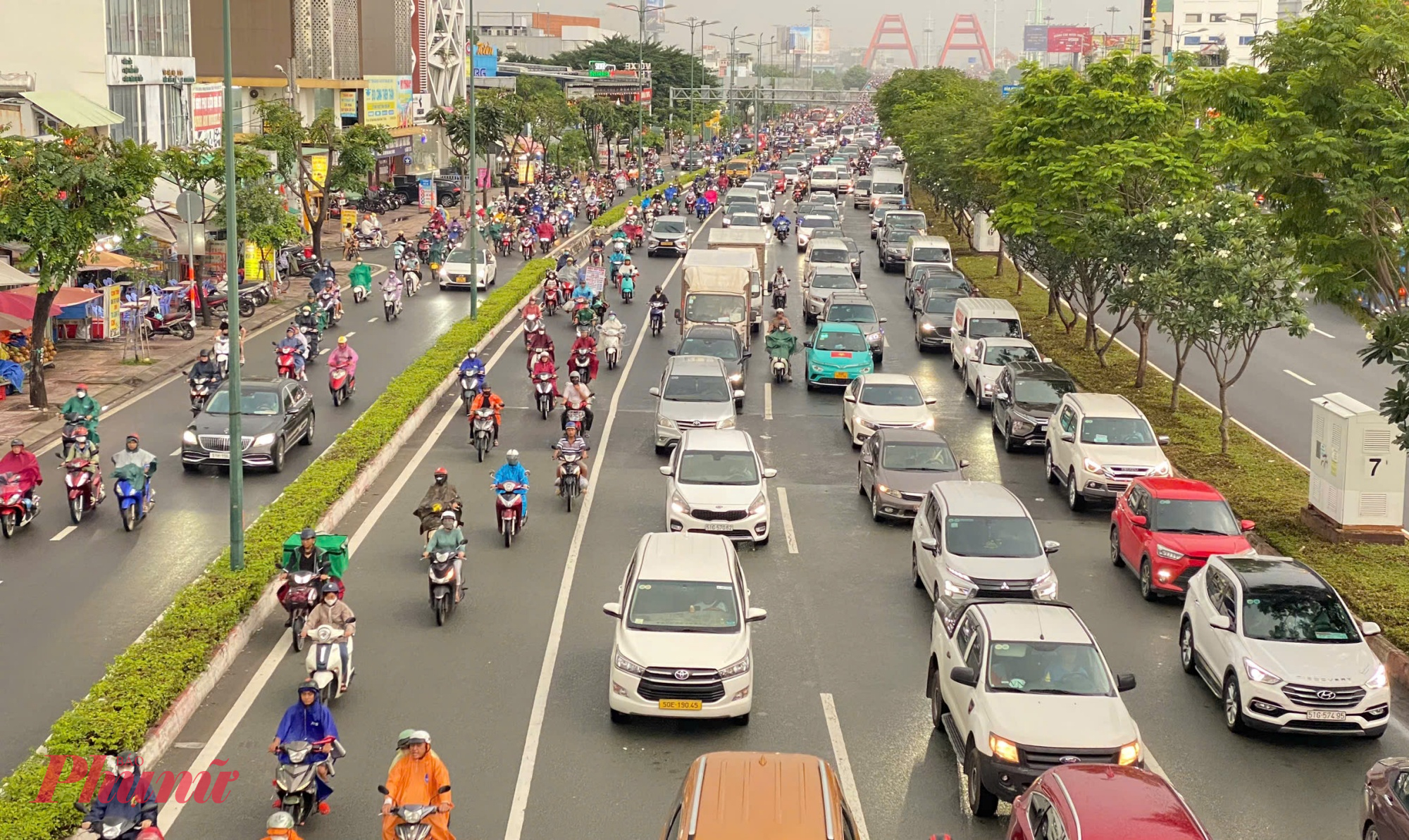 Đường Phạm Văn Đồng sẽ được tăng làn hỗ hợp 