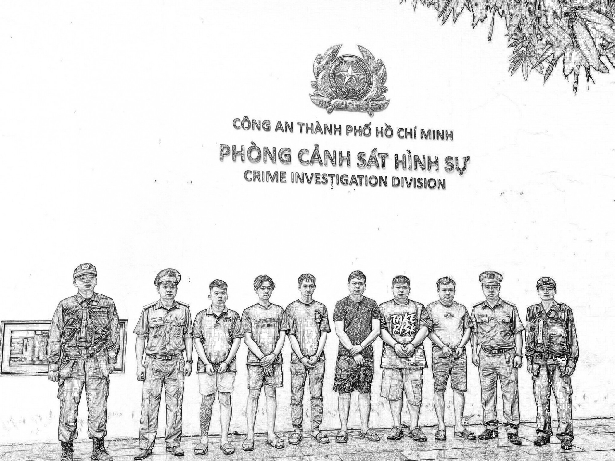 6 đối tượng tại cơ quan công an. Ảnh: CACC
