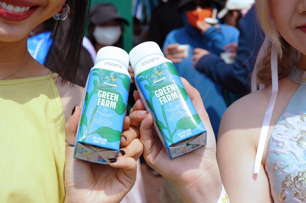 Bài toán xử lý bao bì sau tiêu dùng: Kinh nghiệm từ Vinamilk Thiết kế bao bì sản phẩm Vinamilk không ngừng được tối ưu theo hướng thân thiện hơn với môi trường - Ảnh: VN