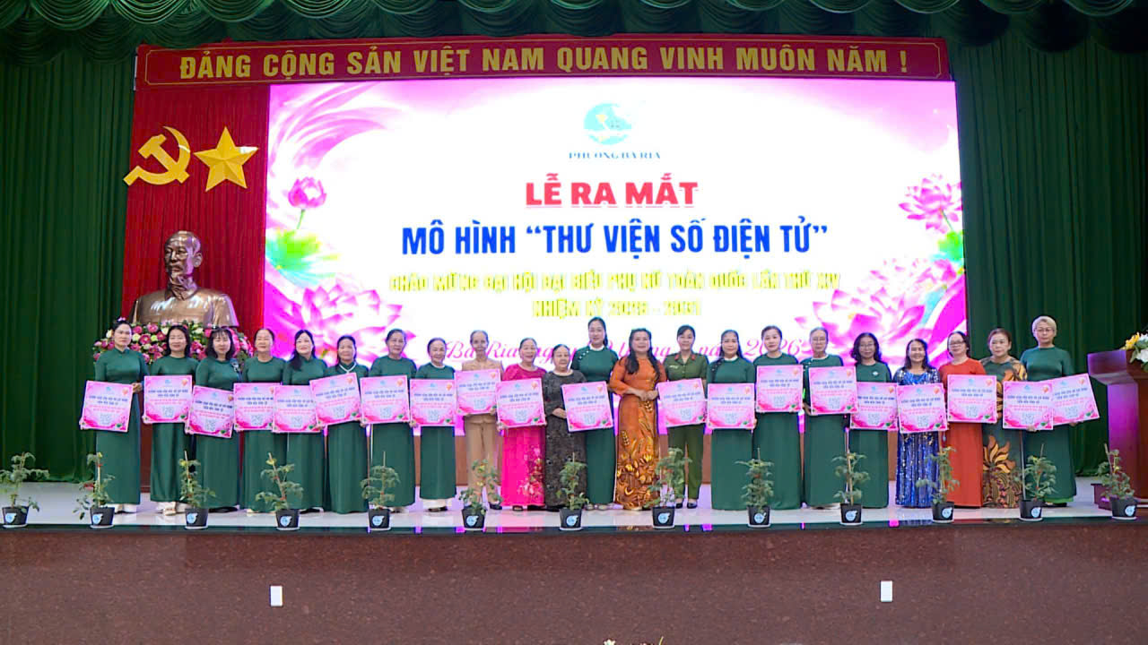 Hội LHPN phường Bà Rịa ra mắt mô hình Thư viện số 