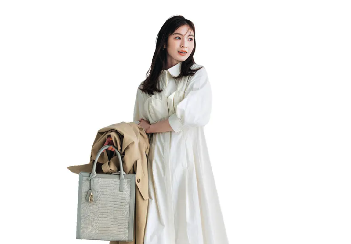 Những mẫu túi dáng tote lớn có khả năng chứa đồ tốt và tạo cảm giác thanh lịch khi phối cùng trang phục đi làm.(ảnh minh họa-nguồn:Cancam)
