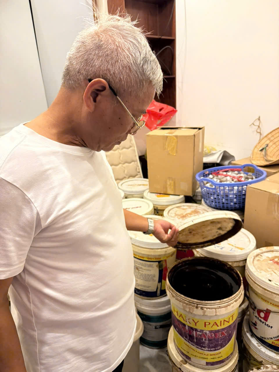 Đối tượng cùng tang vật. Ảnh: CACC