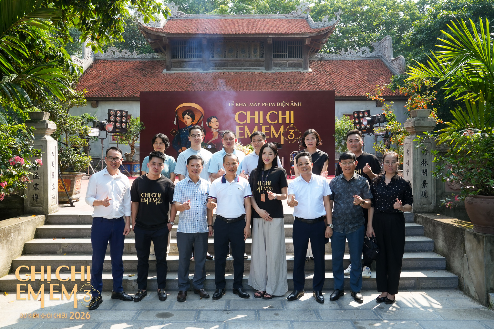 Các thành viên đoàn làm phim 