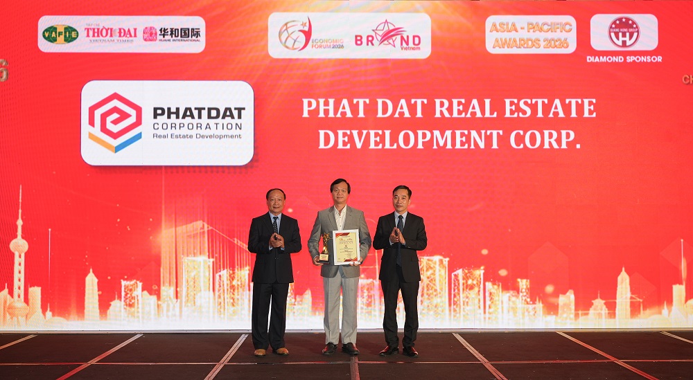 Ông Bùi Quang Anh Vũ - Tổng giám đốc Phát Đạt - đại diện doanh nghiệp nhận giải thưởng “Top 10 thương hiệu tiêu biểu châu Á - Thái Bình Dương 2026” - Ảnh: Phát Đạt