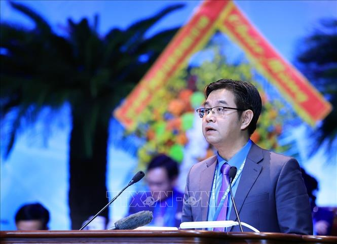 Đồng chí Nguyễn Văn Thắng, Chủ tịch LĐLĐ thành phố Hà Nội trình bày tham luận. Ảnh: Tuấn Anh/TTXVN