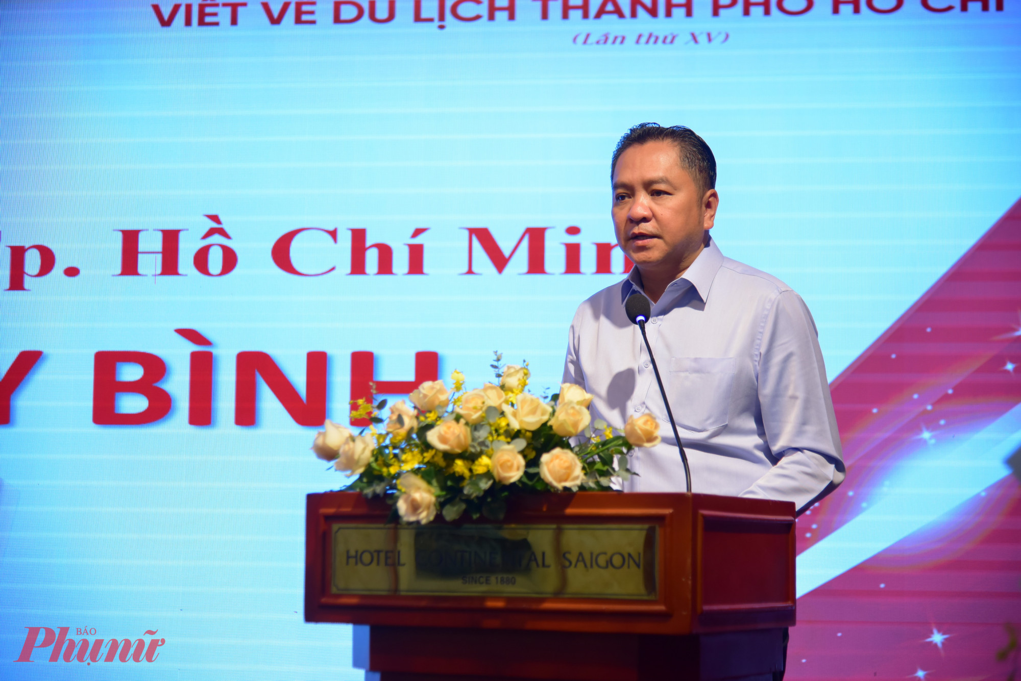 Ông Phạm Huy Bình - Giám đốc Sở Du lịch TPHCM phát biểu tại buổi Lễ trao giải Báo chí viết về Du lịch TPHCM sáng 4/6. Ảnh: Hữu Long