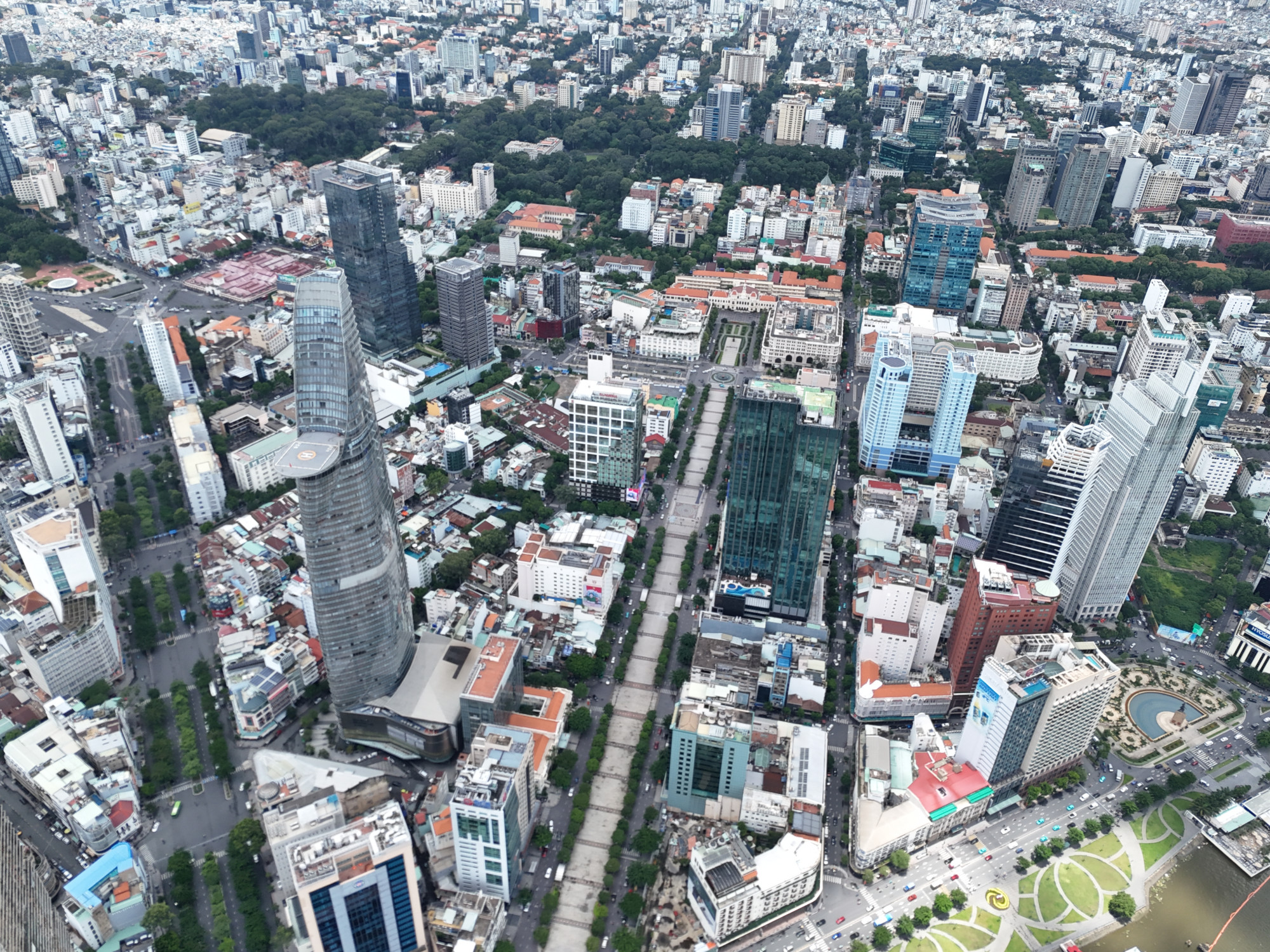 hệ số điều chỉnh mức biến động thị trường đối với đất ở tại nhiều tuyến đường trung tâm dao động từ 1,39 - 2,23 lần.